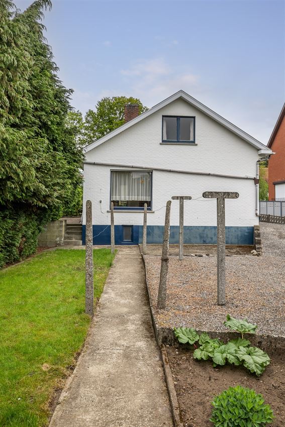 Te renoveren woning met 4 slk. in het hart van Averbode foto 31