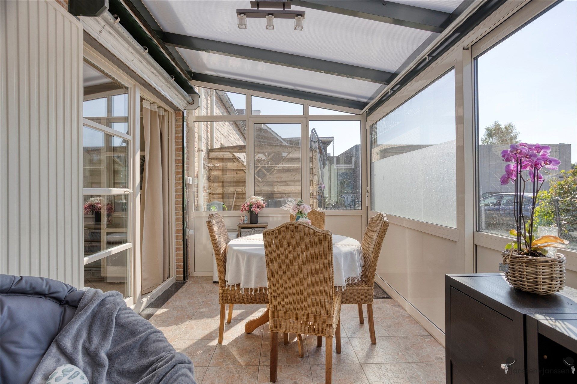 Instapklaar gelijkvloers appartement met tuingevoel te Heppen-Leopoldsburg foto 8