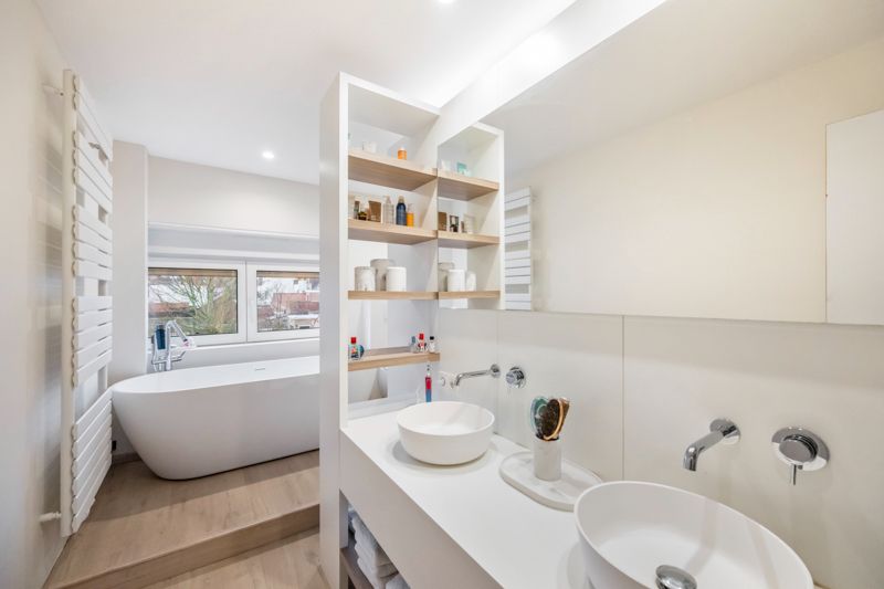 Roeselare : Centrum Rumbeke - Instapklare charmante 3slpk woning op 575 m² foto 12