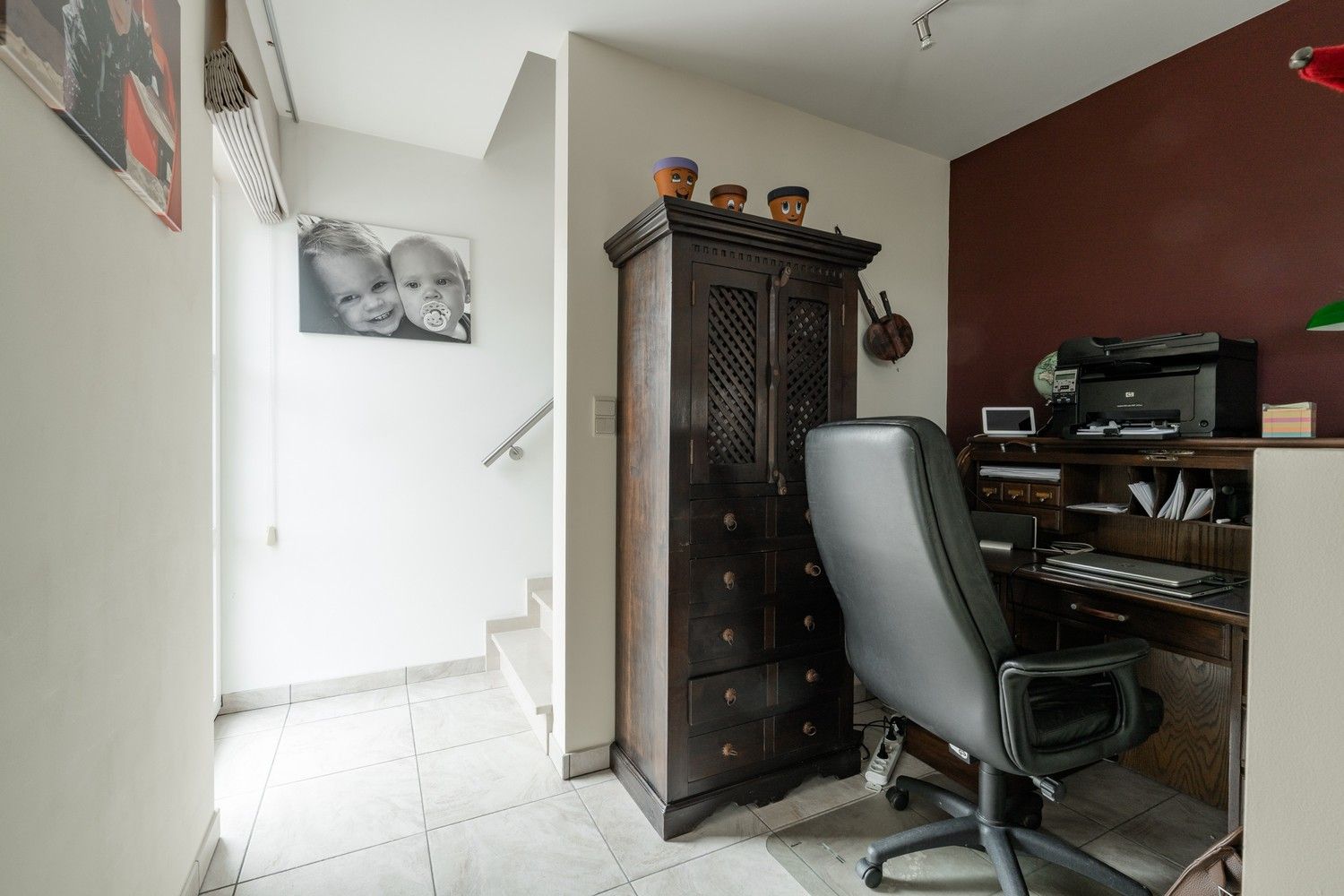 Ruim duplex appartement met 3 slaapkamers, staanplaats en berging te Pelt foto 8