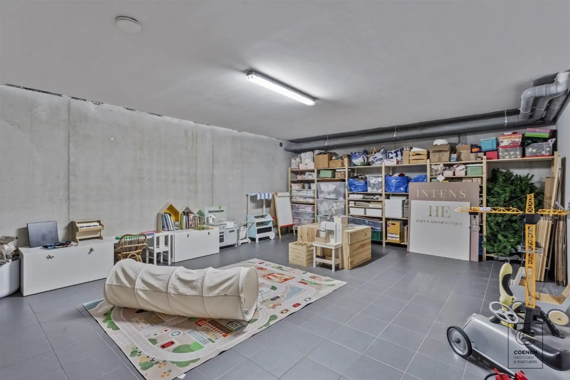 Prachtig en verder af te werken HOB op rustige locatie! foto 30