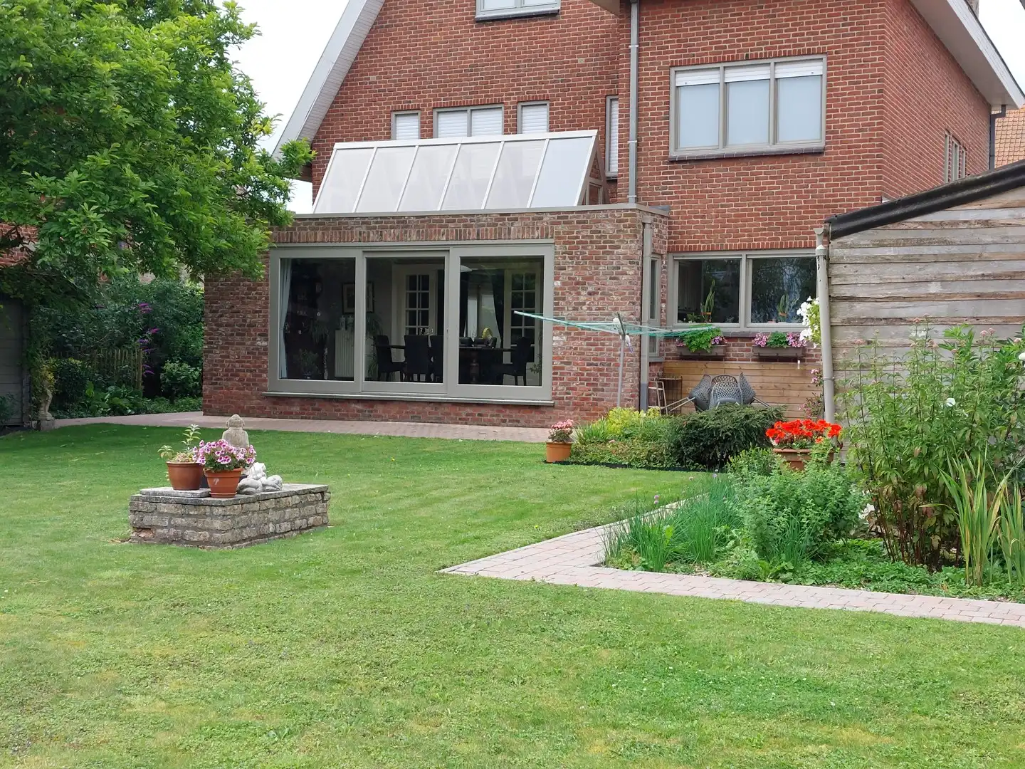 Unieke burgemeesterswoning met authentieke charme, 6 slaapkamers en grote tuin nabij IJzer te Roesbrugge! foto 69