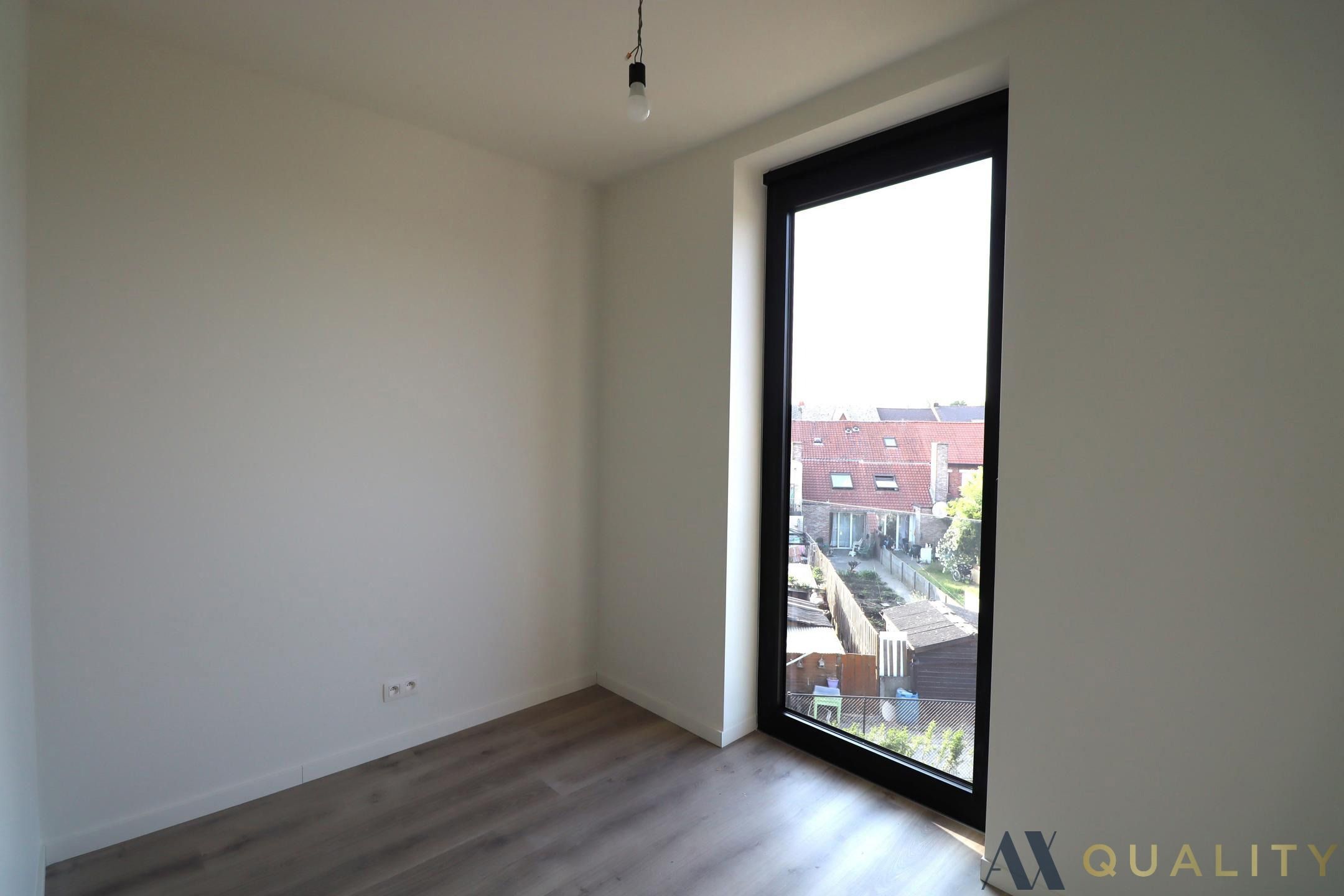 Nieuwbouw 2-slpk appartement met terras foto 5