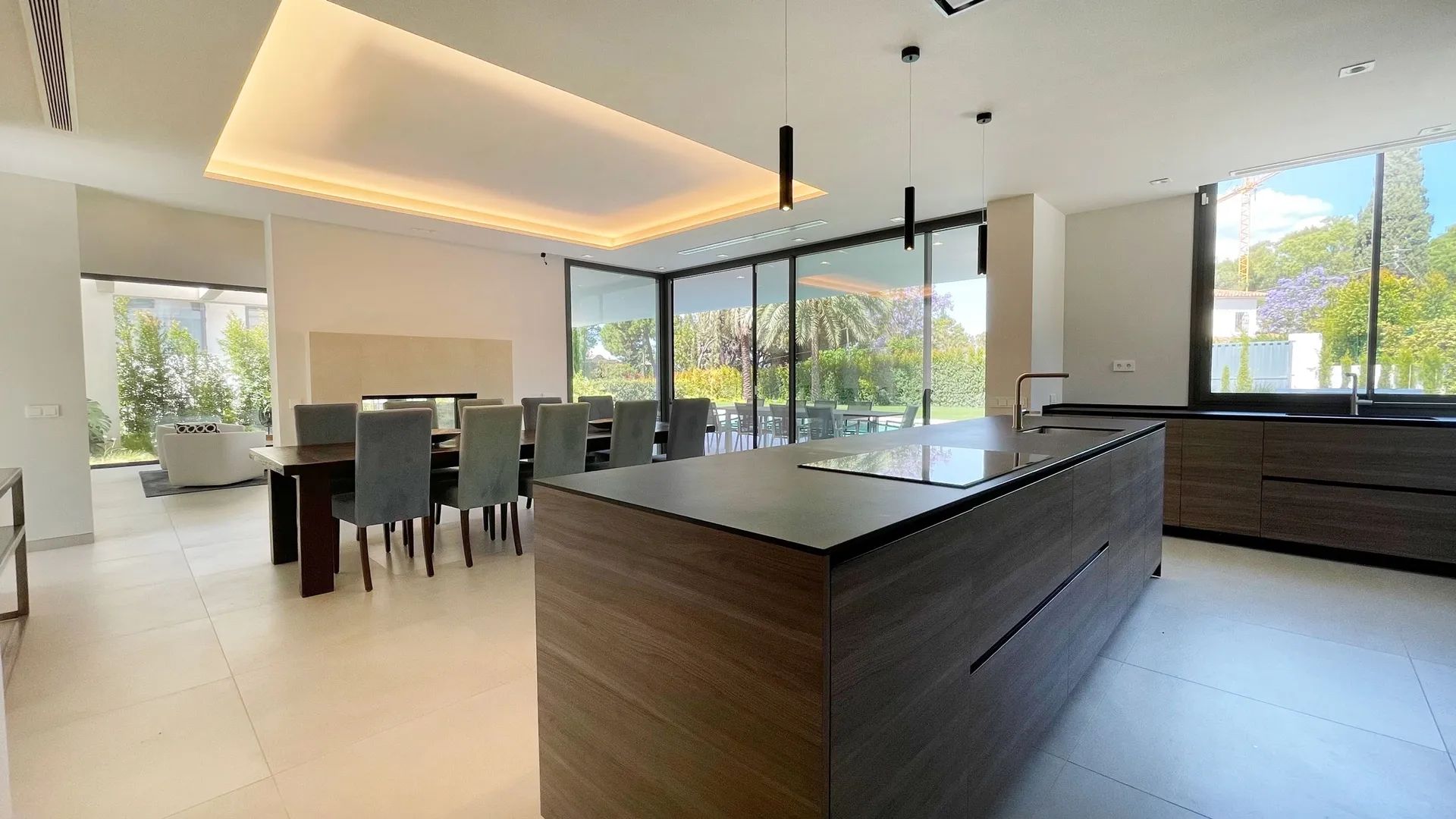 Modern meesterwerk in Nagüeles – waar luxe, ruimte en design samenkomen aan de Golden Mile van Marbella foto 12