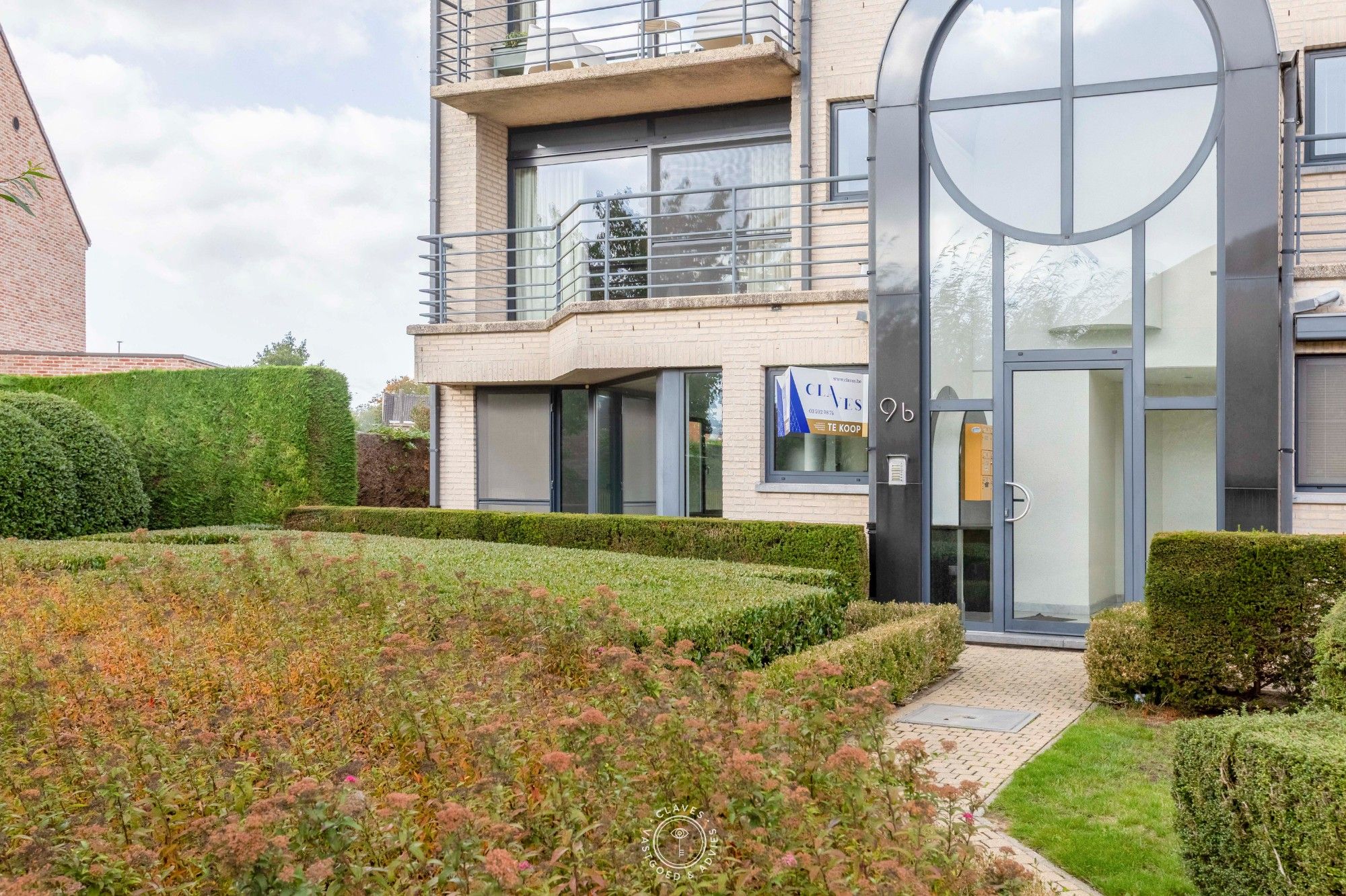 Ruim gelijkvloers appartement met drie slaapkamers foto 19