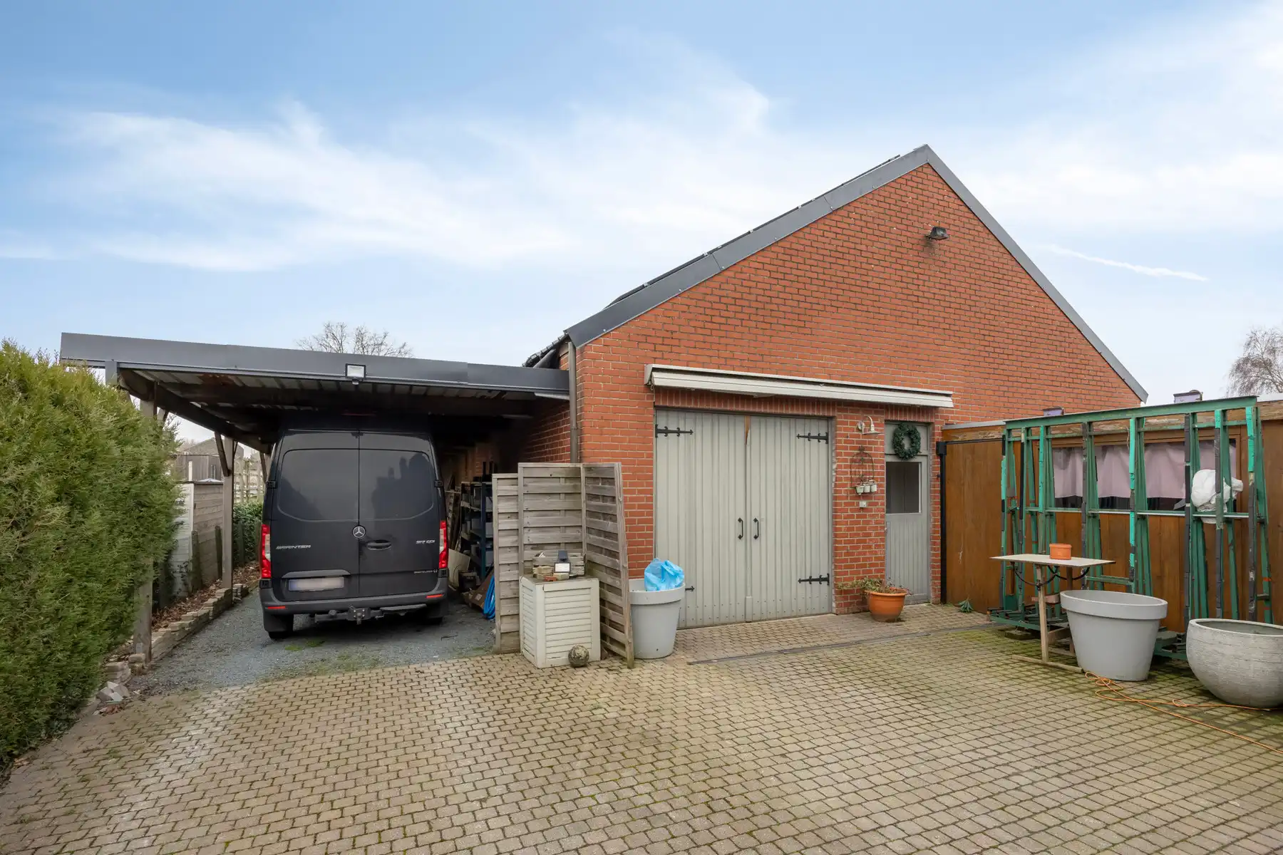 Villa met 4slpk, 2 badkamers en loods van 200 m²  foto 19