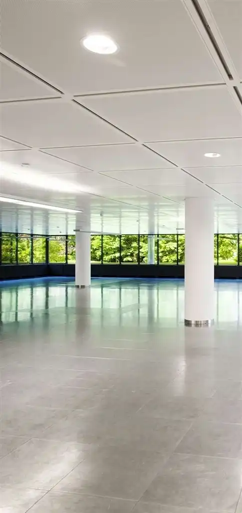 THE GRADIENT: volledig vernieuwd : vanaf 251m² te huur foto 9