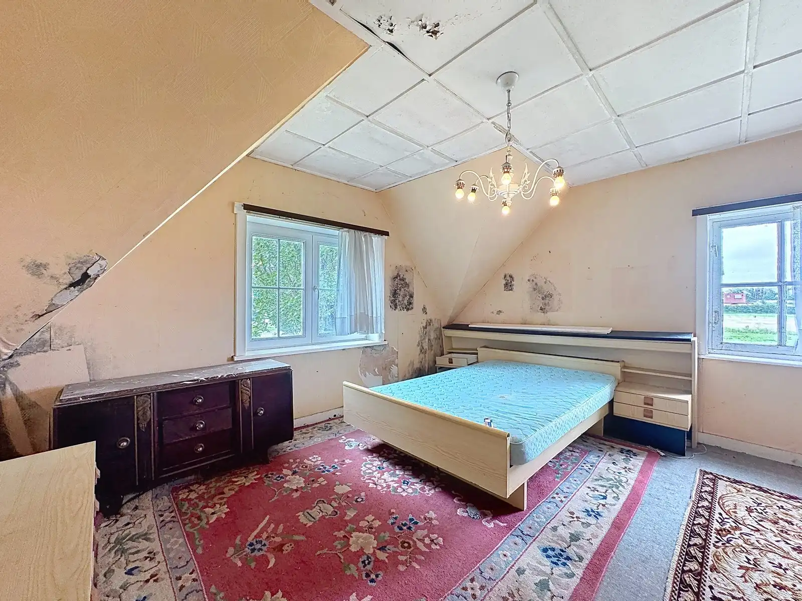 Woning met opslagruimte (313m2) op 3.196m2 grond te Lissewege! foto 15