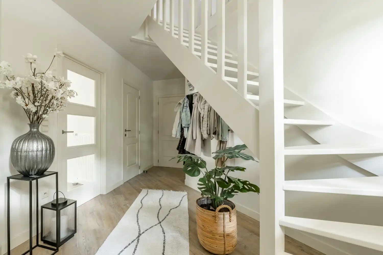 Prachtige woning te koop aan de Marsestraat, Bocholt -met zeer ruime, garage en parkeermogelijkheden in een serene omgeving! foto 3