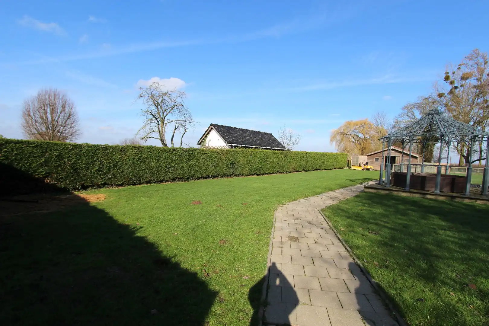 GELIJKVLOERS APPARTEMENT - VOLLEDIG VERNIEUWD foto 10