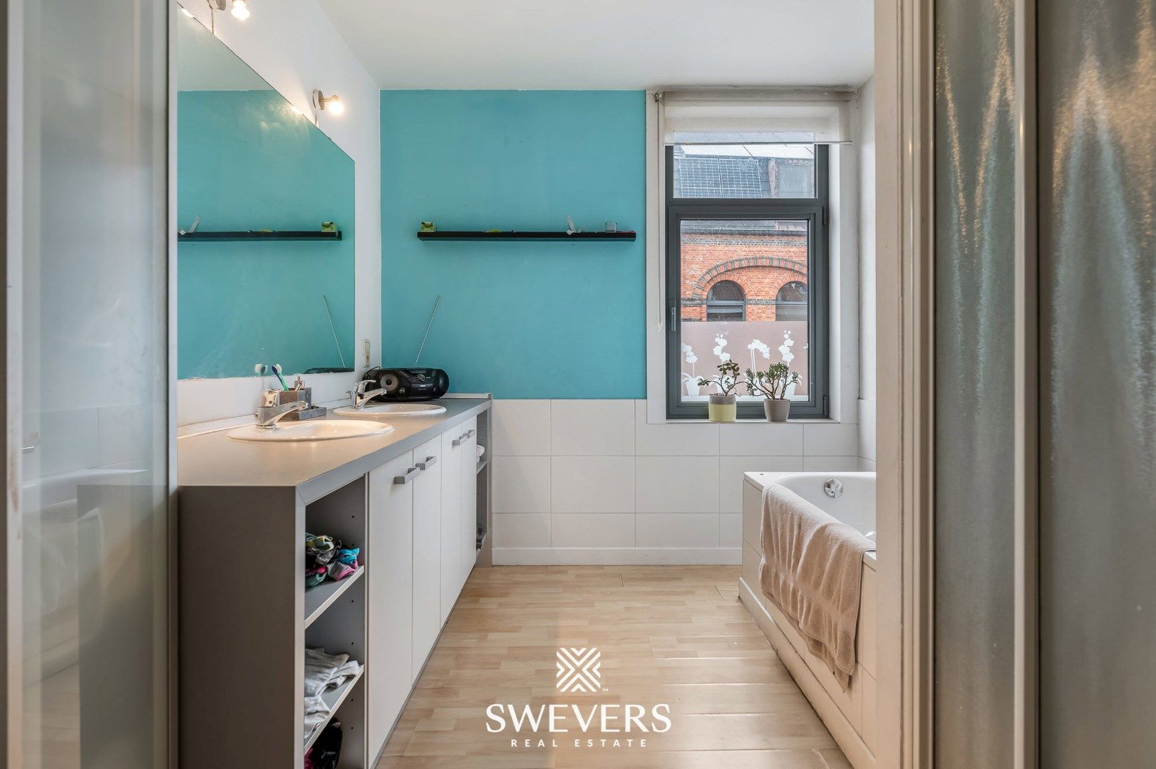 Te renoveren woning in hartje Beringen foto 11