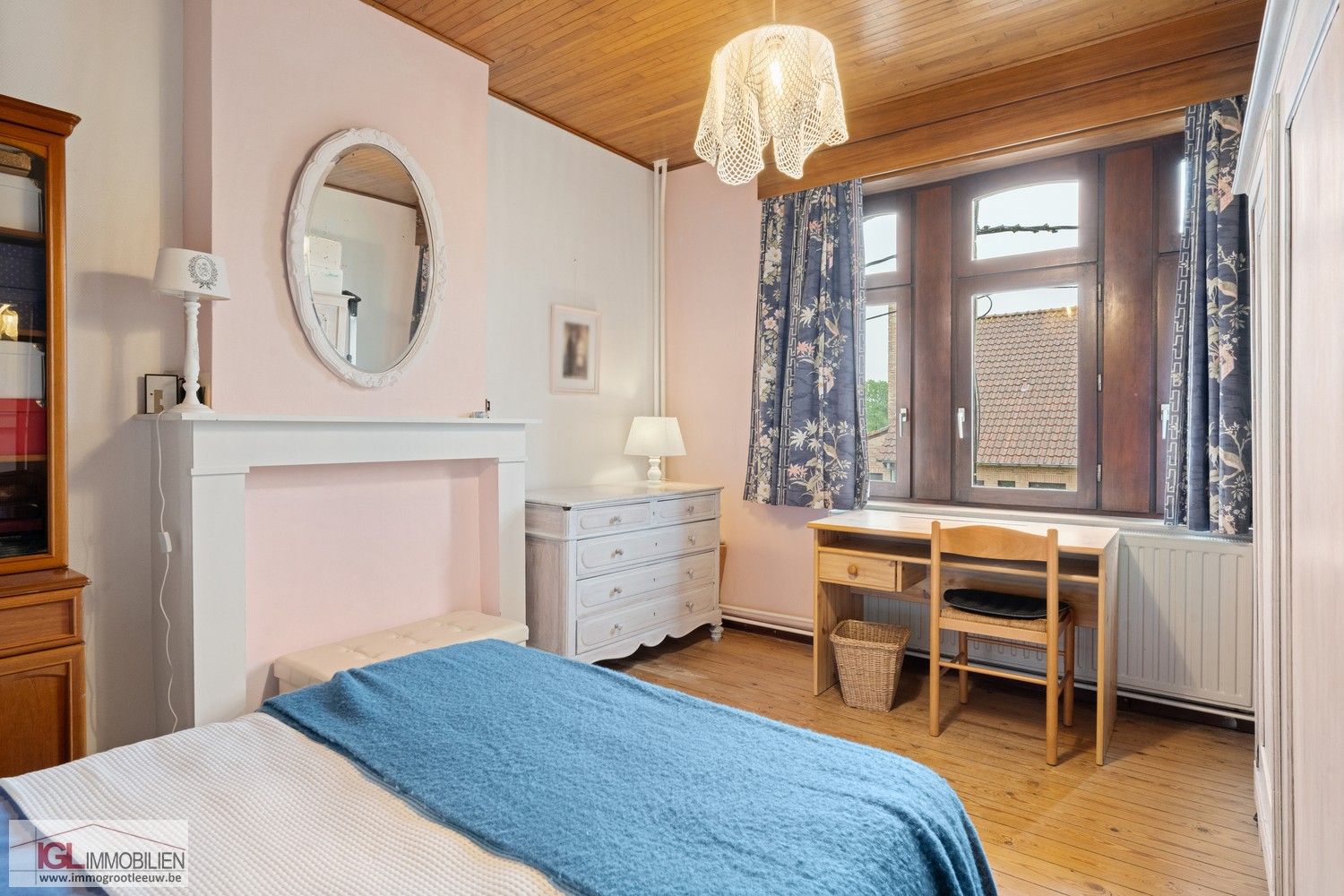 Prachtig gelegen alleenstaande woning op 14are met 4 slaapkamers & garage foto 10