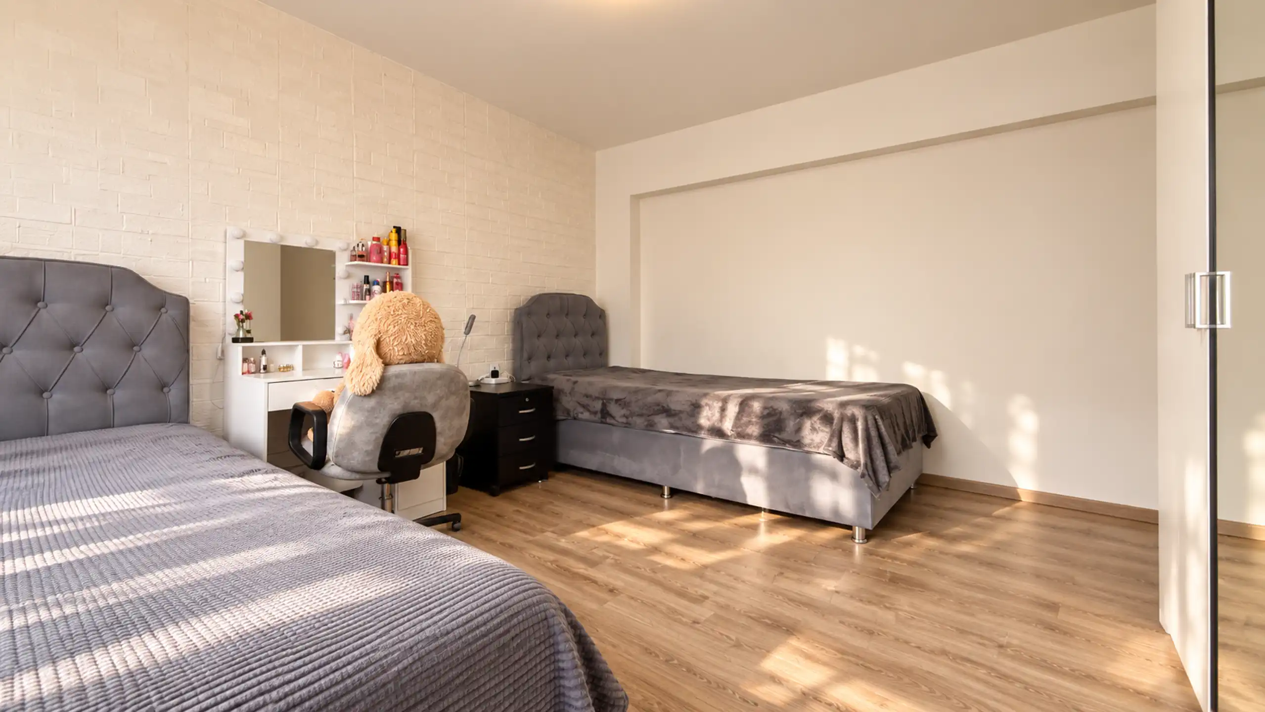 Ideale investering: 2 vergunde appartementen! foto 10