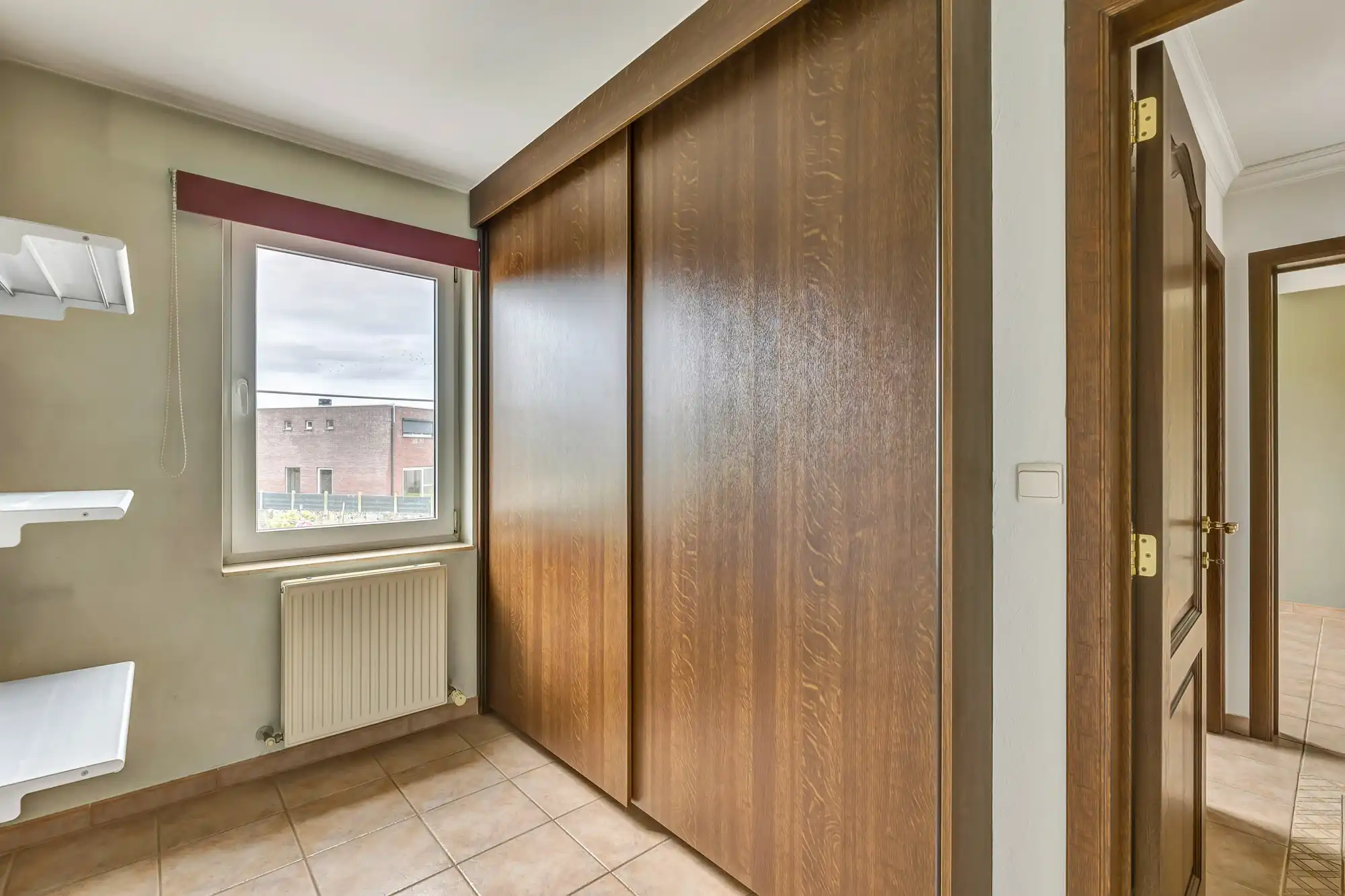 Instapklaar appartement met ruime garage foto 13