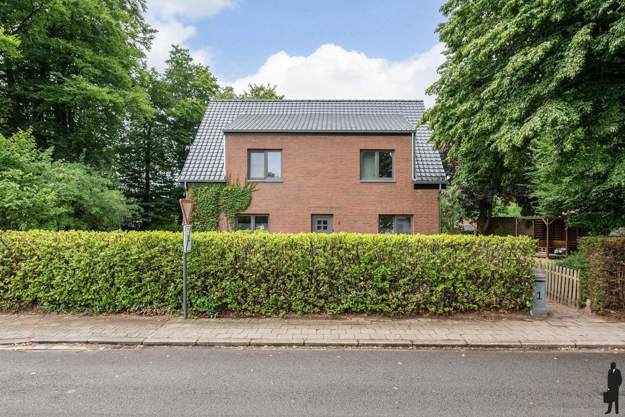 Instapklare vrijstaande woning met Zuid-Westelijke tuin foto 16