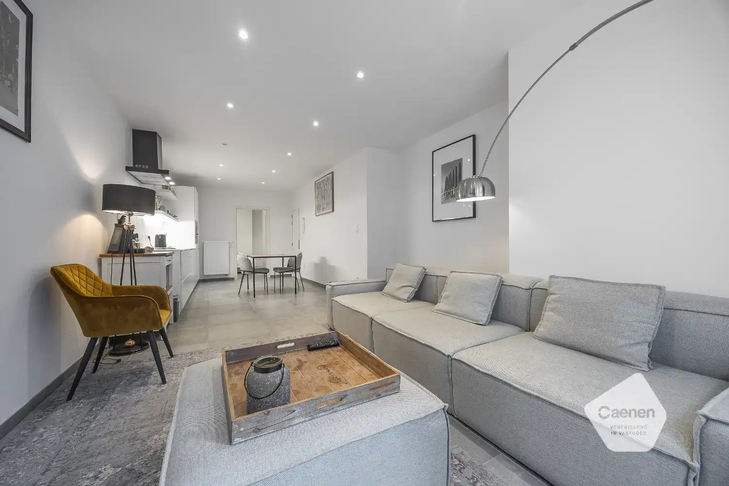 Gerenoveerd gelijkvloers appartement vlakbij Visserskaai foto {{pictureIndex}}