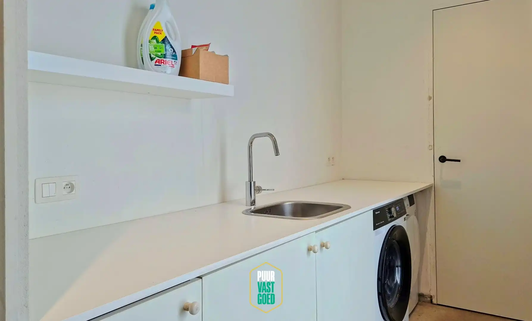 Strak moderne renovatie in dialoog met authentieke charme foto 13