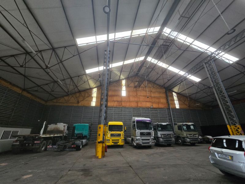 Magazijn te huur foto 2