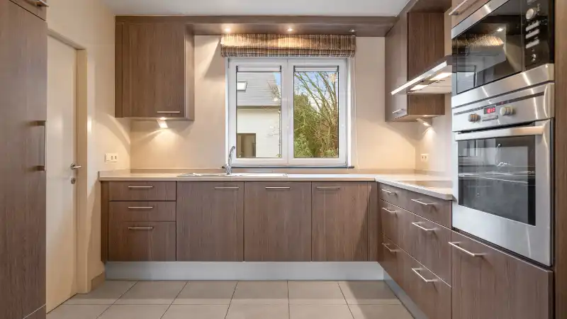 Ruim 3 slaapkamer appartement van 130m² met terras 14m² op zuid-oosten foto 5