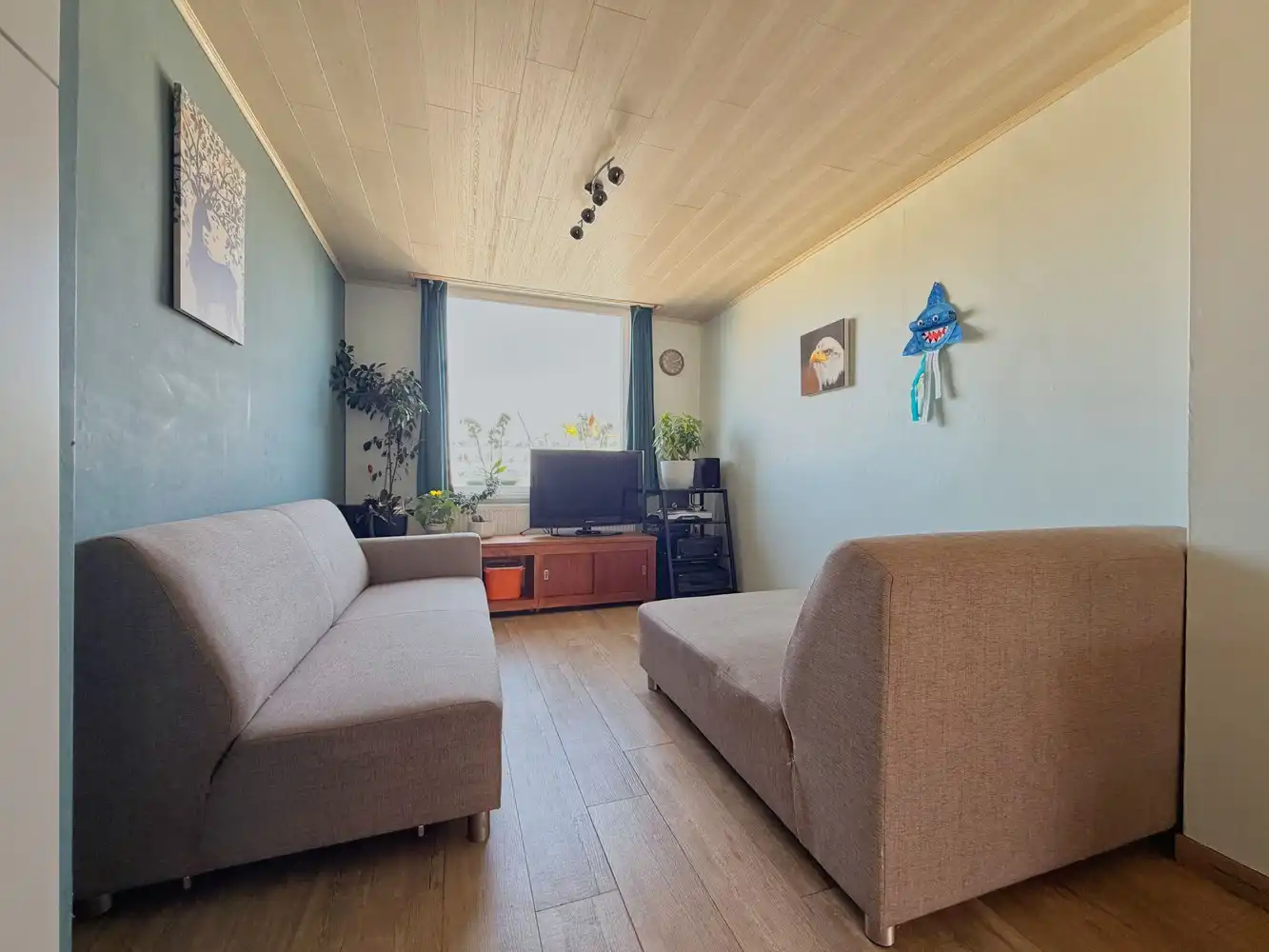 Instapklare gezinswoning (3 slpks) met tuin + 2x garage foto 5