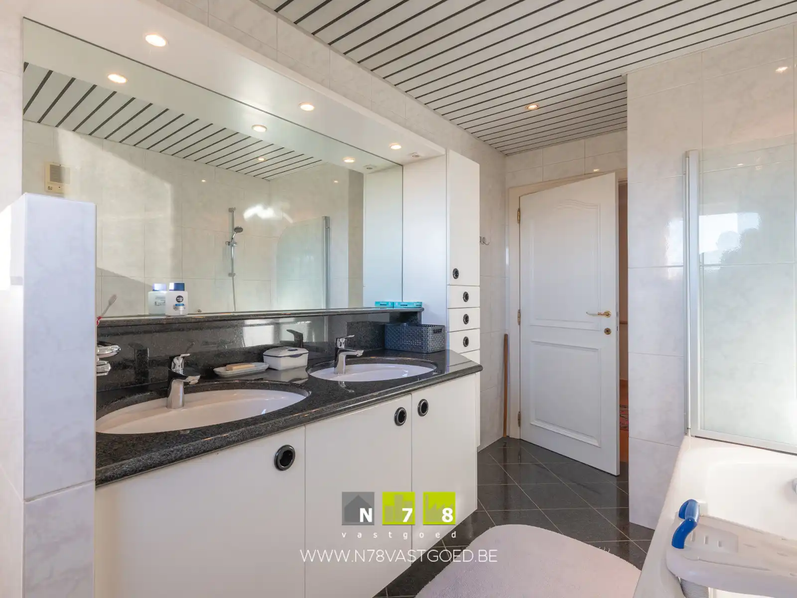Huis te koop foto 16