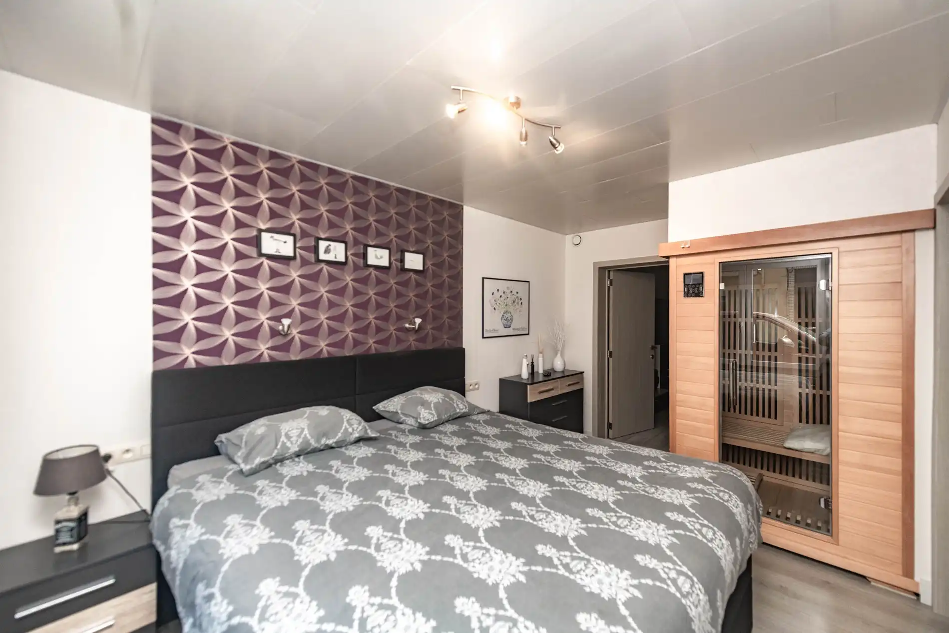 Ruim modern appartement met 3 slaapkamers en terras foto 8
