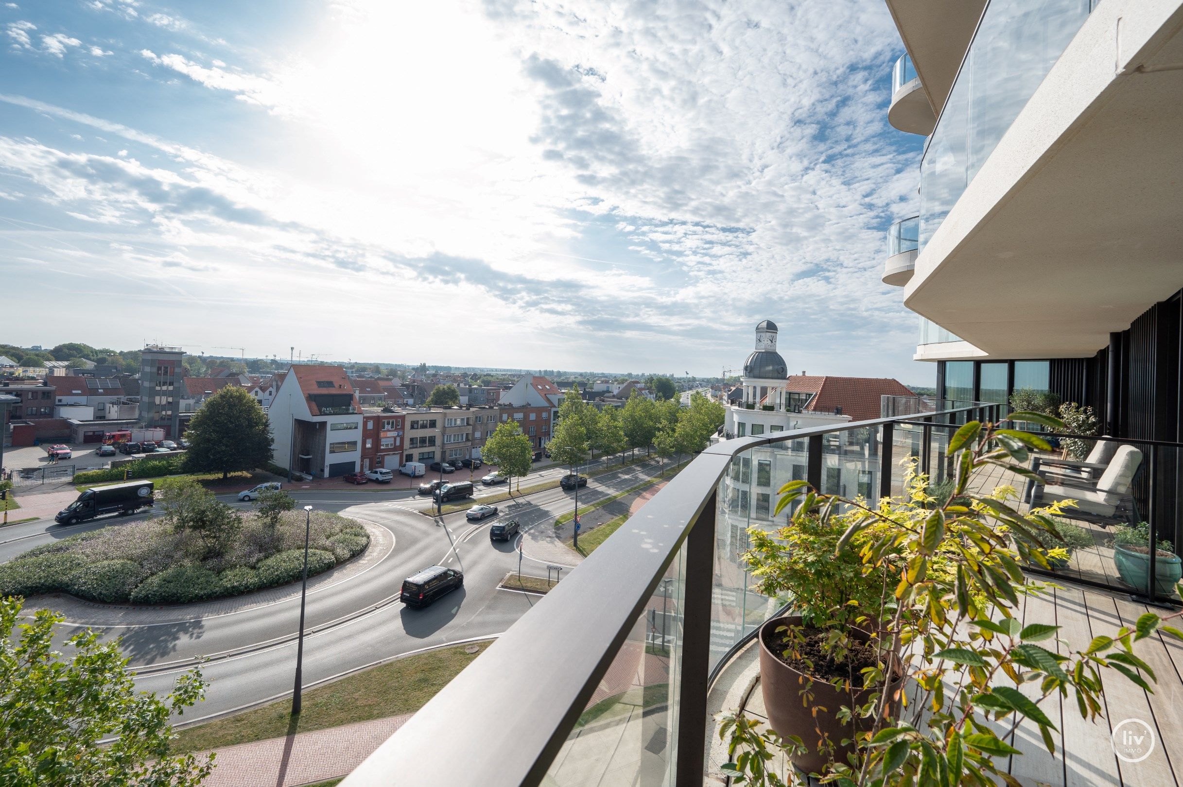 Uniek nieuwbouw appartement met 3 volwaardige slaapkamers genietend van unieke zichten gelegen in de exclusieve residentie "The Tower foto 16