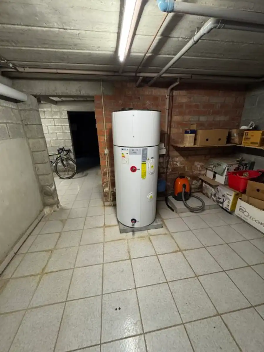 Ruime rustig gelegen villa foto 24