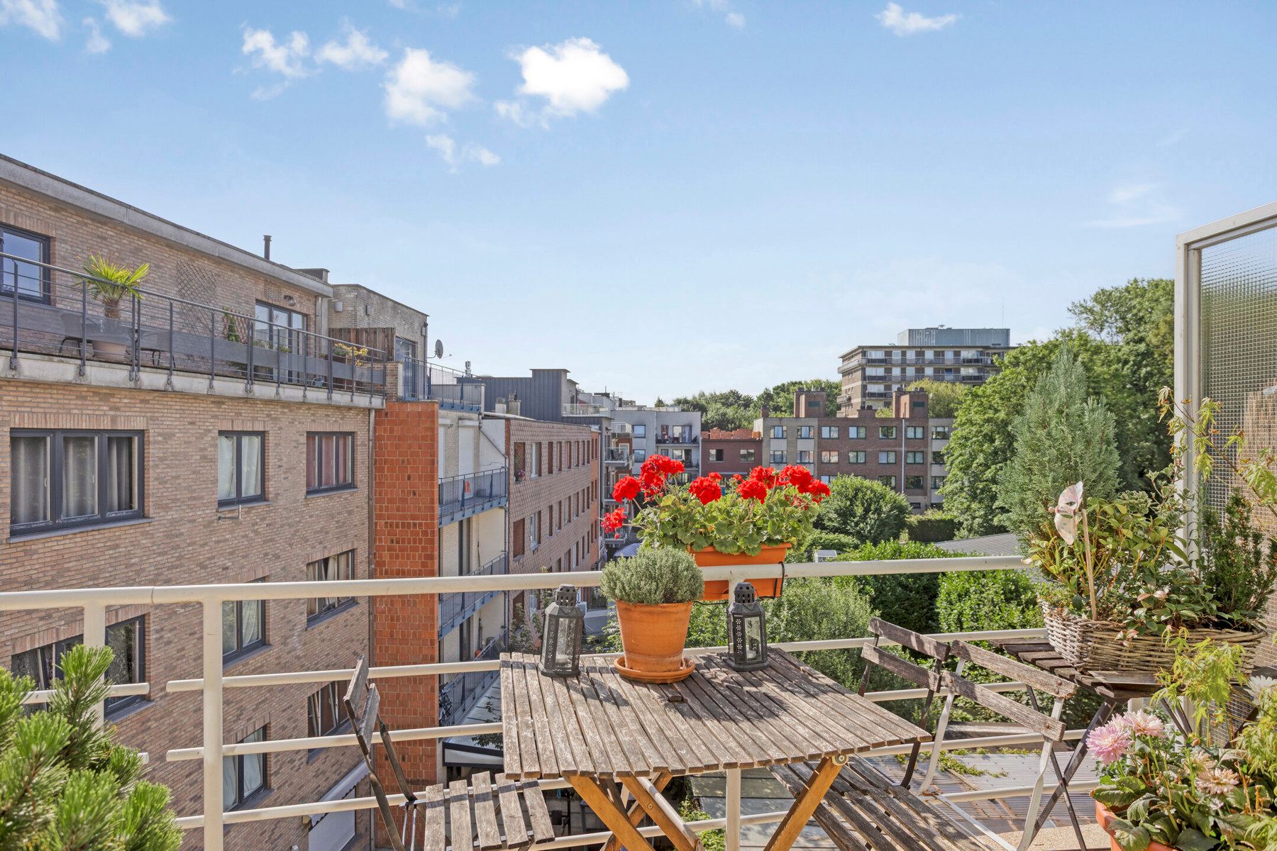 Instapklaar 3-slaapkamerappartement met ruim terras foto 14