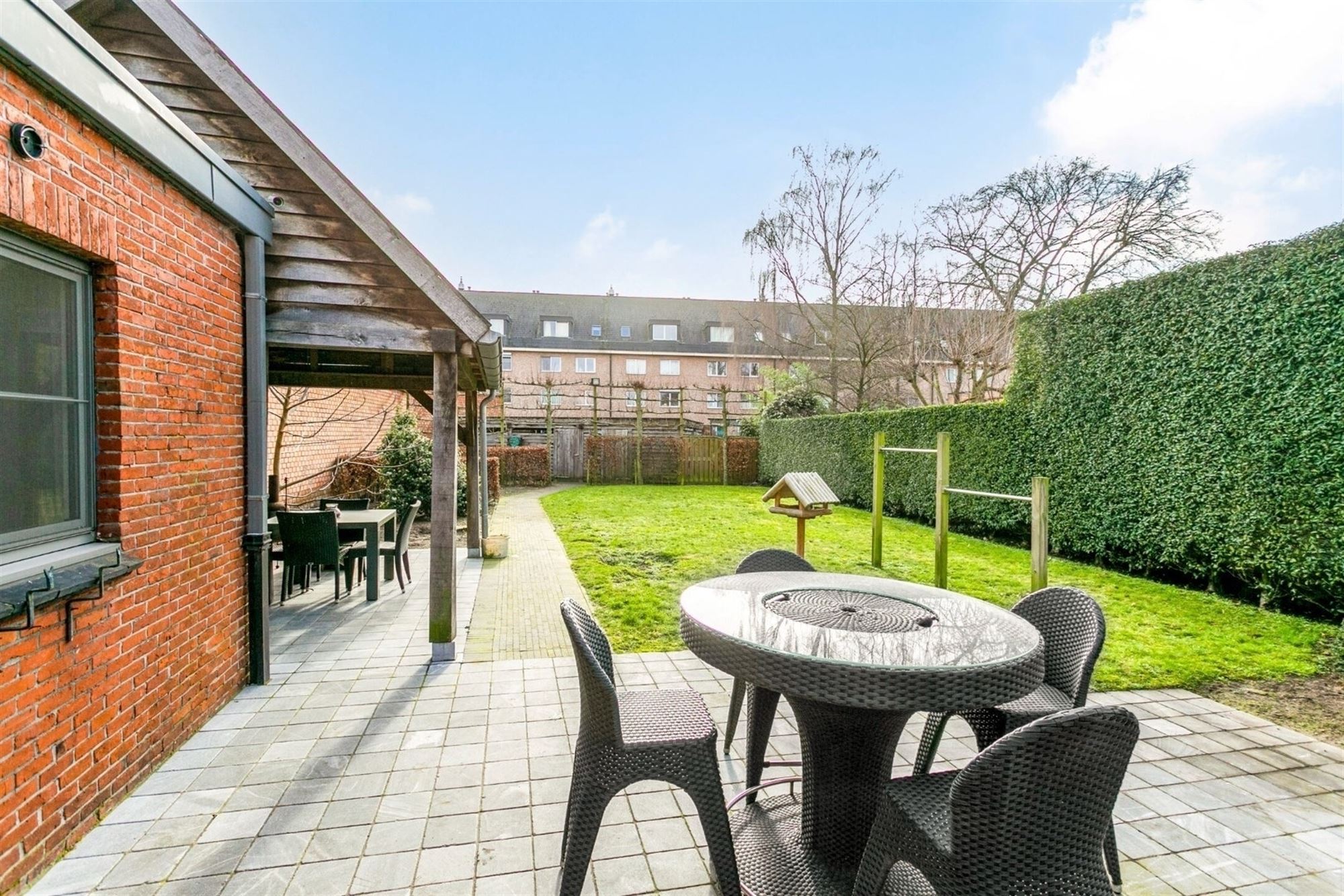 Karaktervolle woning in centrum Essen met prachtige tuin, 4 slaapkamers en commerciële ruimte foto 20