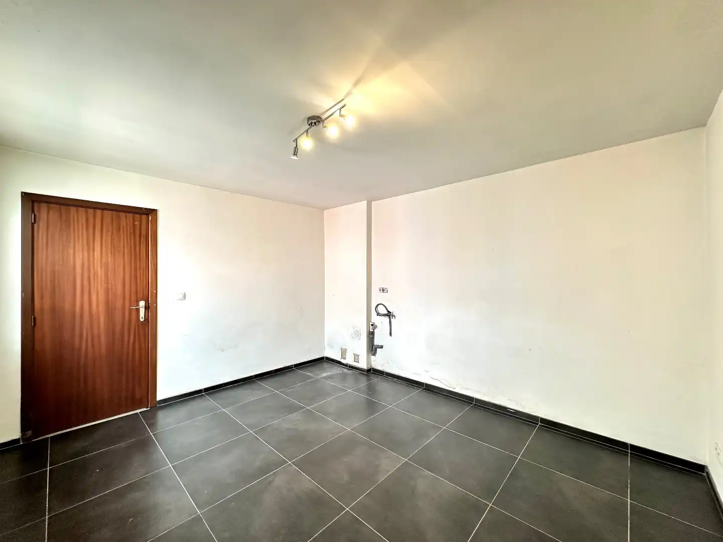 moderne halfopen bebouwing op rustige ligging nabij het centrum van Tongeren foto 8