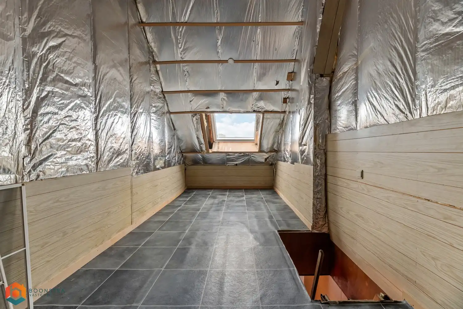 Knusse starterswoning met 2 slpkrs te Mechelen foto 18