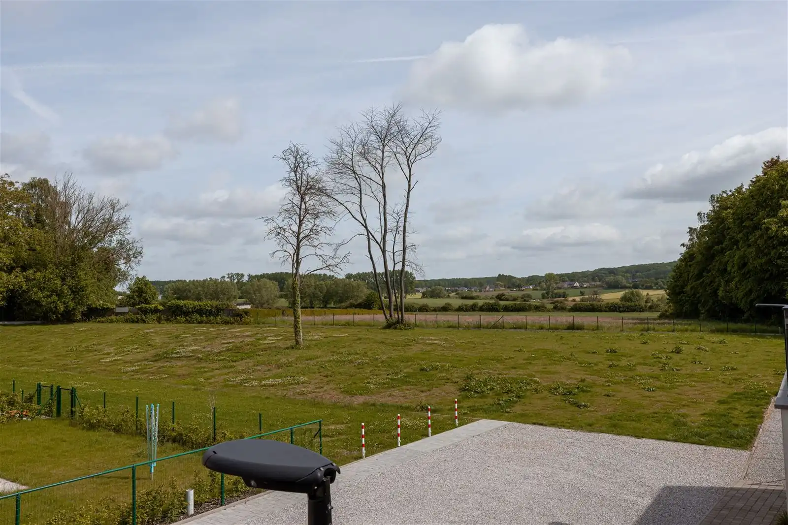 Recent appartement, rustig gelegen, doch op 200m van centrum foto 12