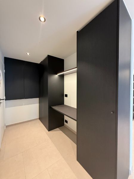 Prachtig gerenoveerde studio met terras aan het Citadelpark foto 10