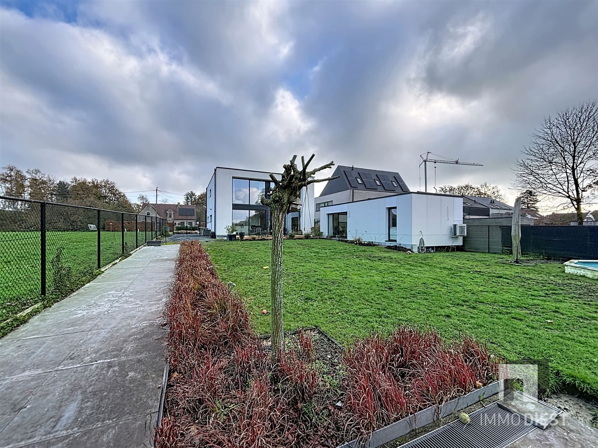 Villa met tiny house op 9,5are foto 44