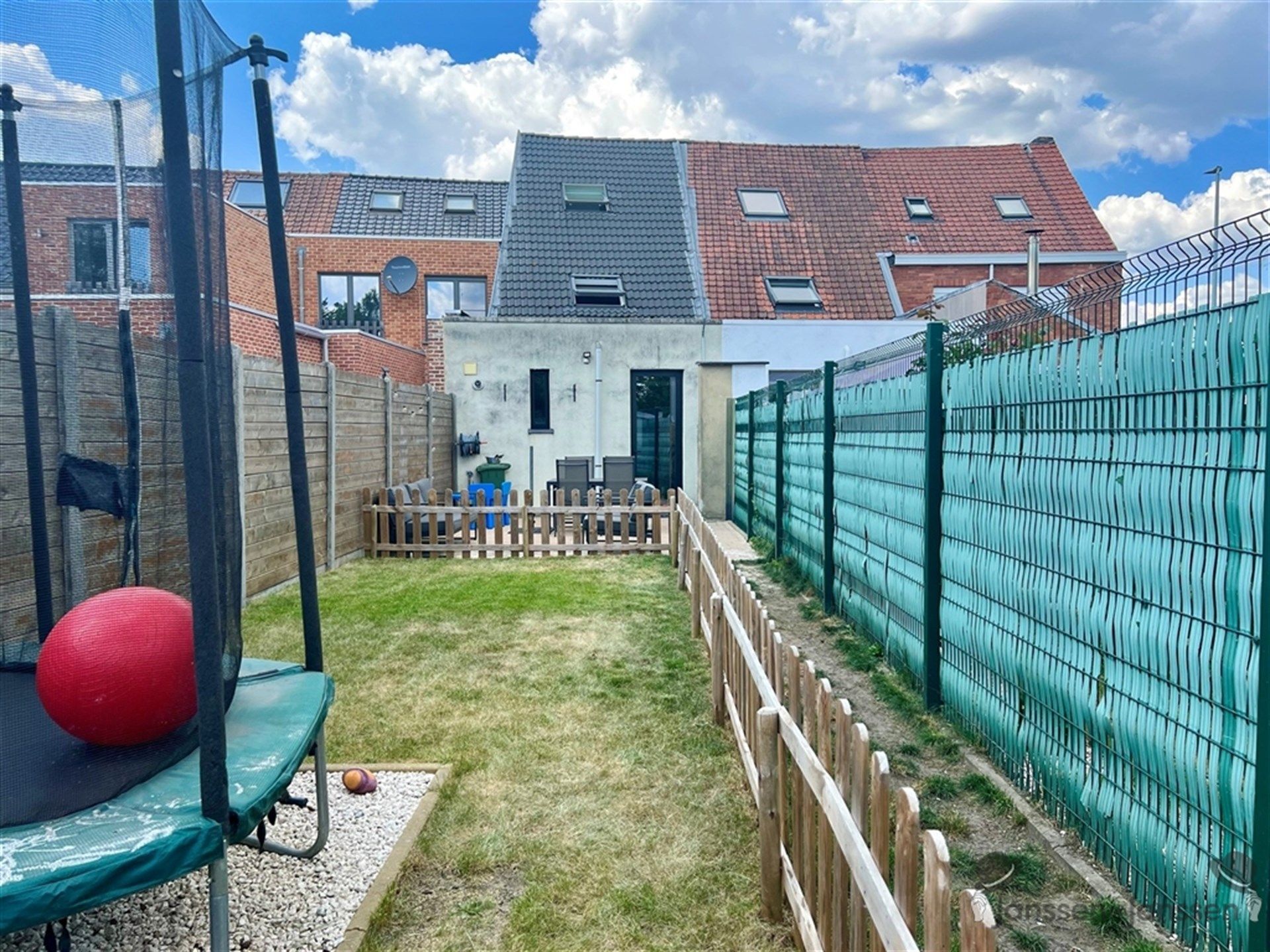 Gezellige woning met 4 slpk en tuin foto 17