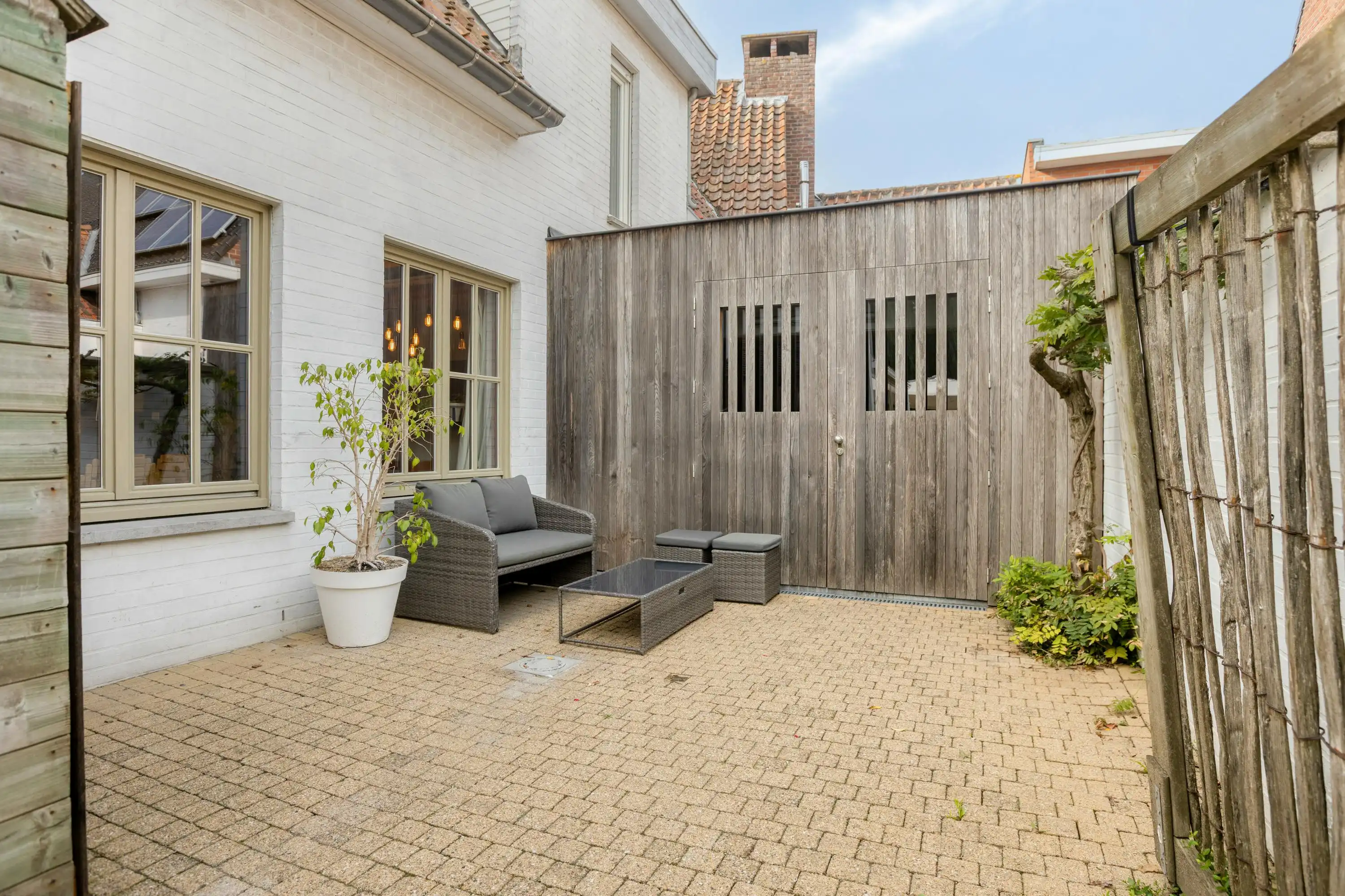 Karaktervolle woning met ruime leefruimtes en prachtige tuin foto 24
