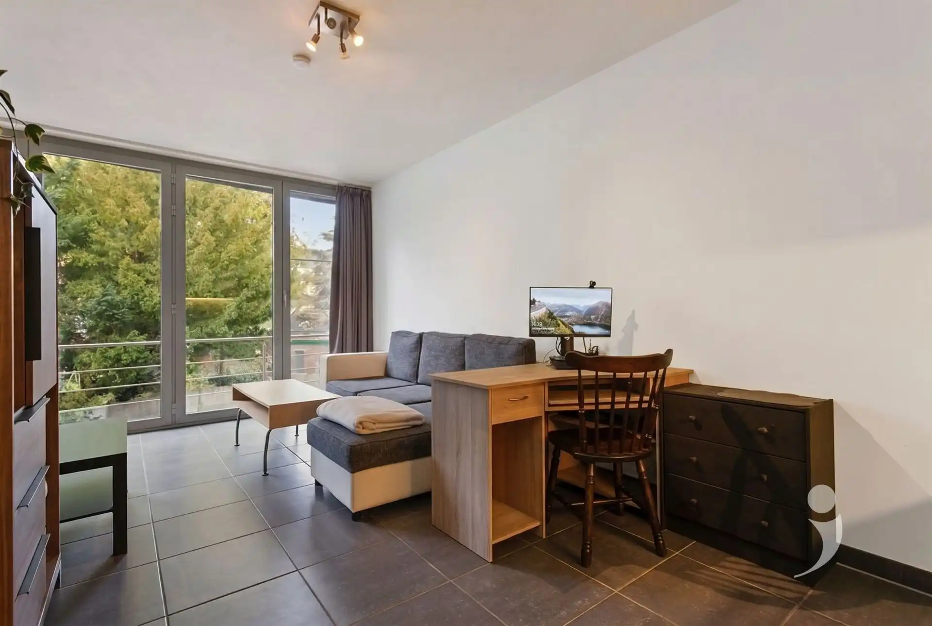 appartement foto {{pictureIndex}}