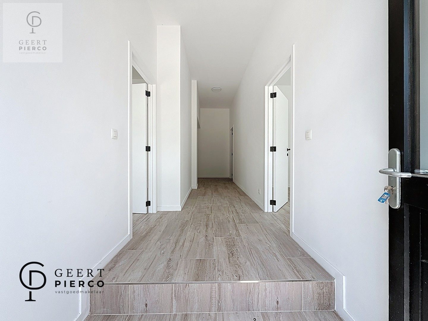 Ruim pand te Attenhoven foto 5