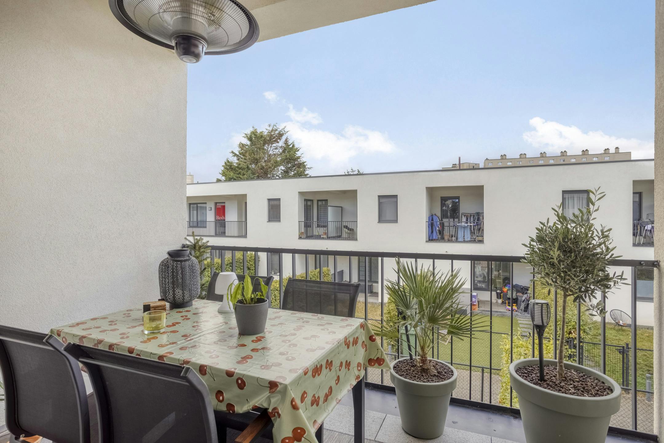 Appartement met 3 slaapkamers in afgesloten woonerf foto 9