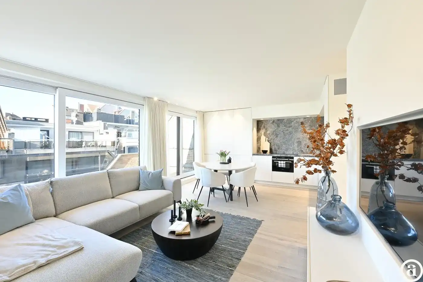Penthouse-appartement vlakbij de zeedijk met zonneterrassen  foto 13