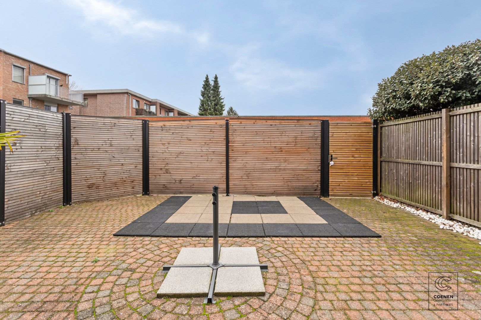 Instapklaar gelijkvloers appartement van 94 m² met drie ruime slaapkamers en ruim terras te Brasschaat! foto 16