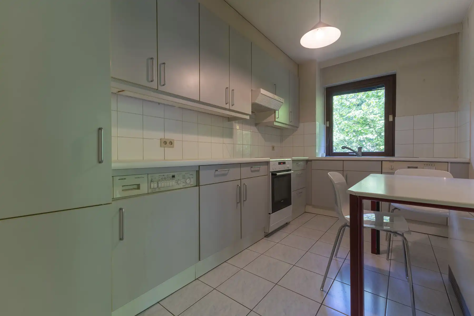 OPTIE Appartement in Laken met 2 kamers, 2 terrassen en garage foto 16