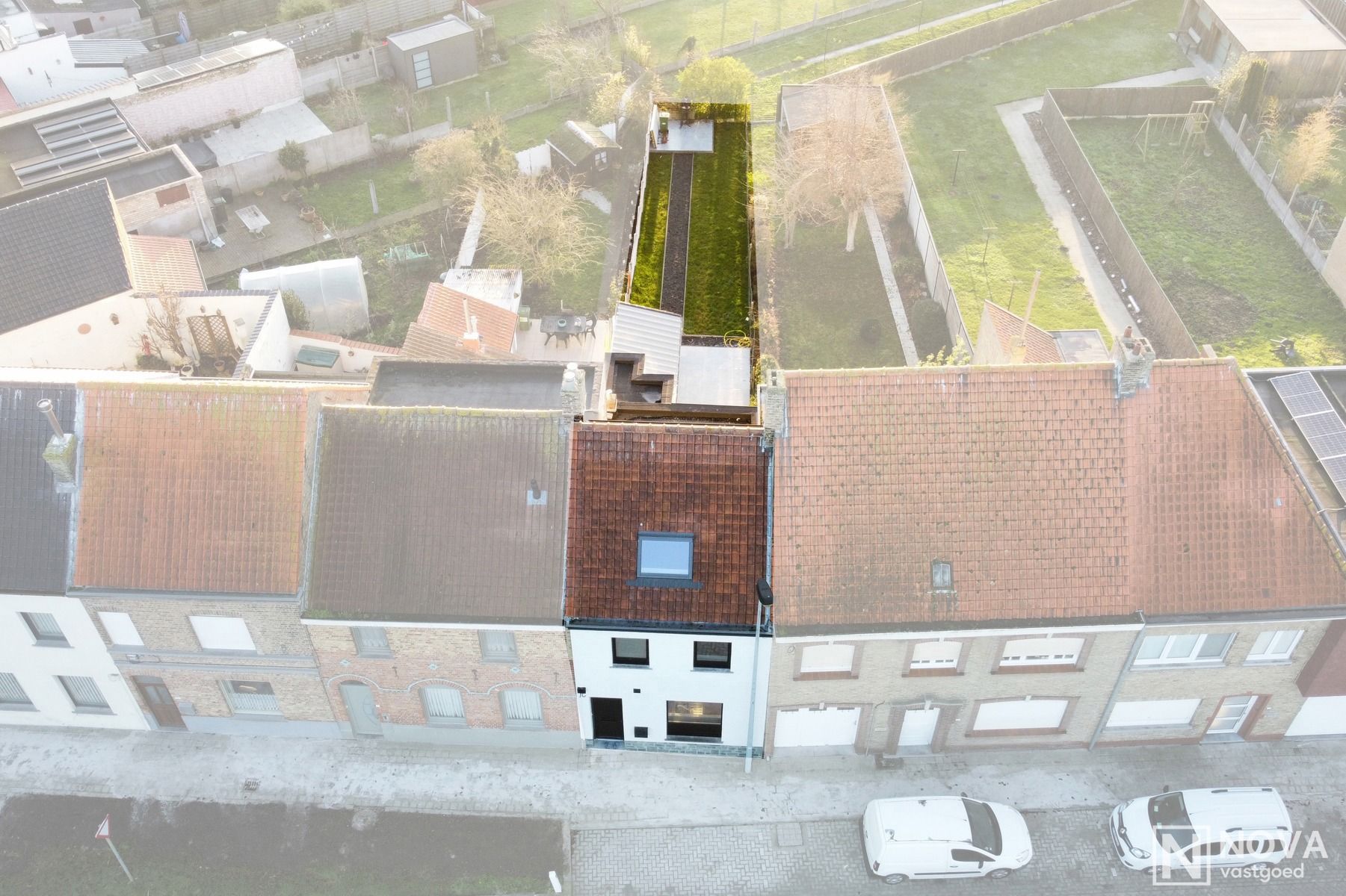 Volledig vernieuwde woning met 3 slaapkamers en tuin. foto 21