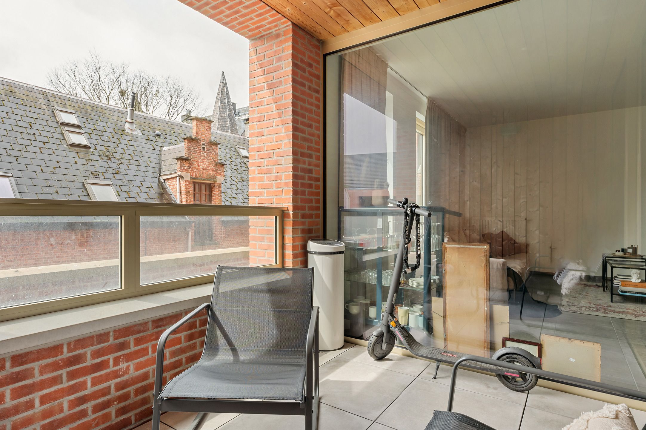 Appartement met 2 slaapkamers en terras aan Turnova foto 8
