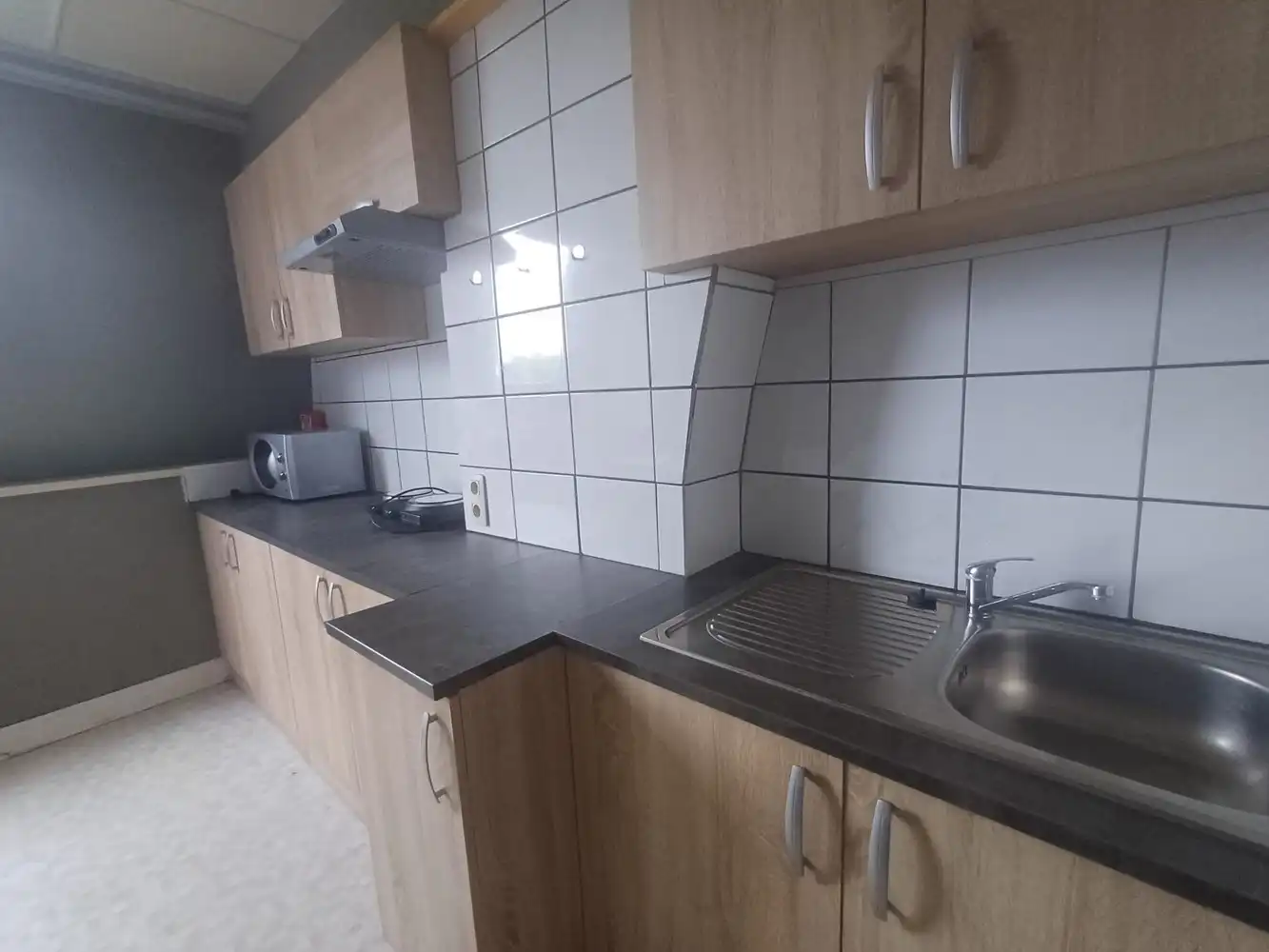 Appartement te huur met 1 slaapkamer in Menen foto 5