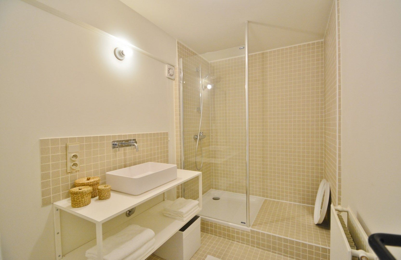 Instapklaar appartement met prachtig zicht op de Visserskaai te Oostende! foto 14