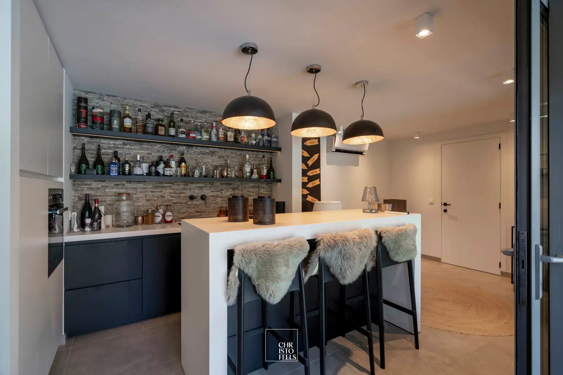 Moderne villa (374 m²) met zwembad en poolhouse op perceel van 1.039 m² foto 26