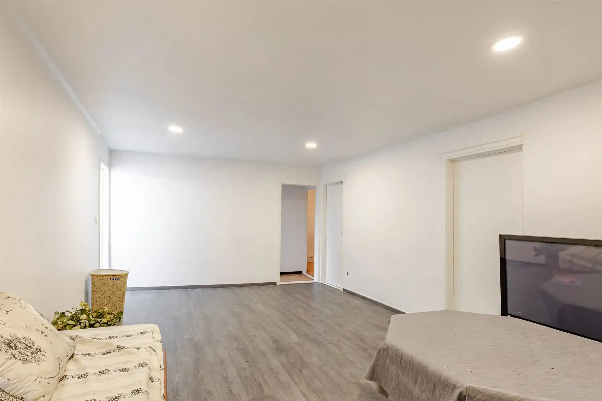 Ruime 4-Slaapkamerwoning in Temse. foto 6