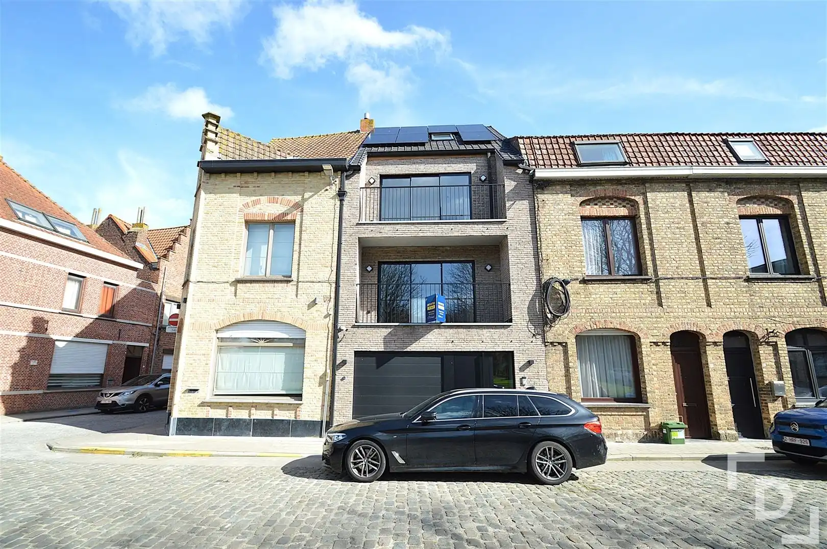 Modern en energiezuinige nieuwbouwwoning in centrum Ieper. foto 20